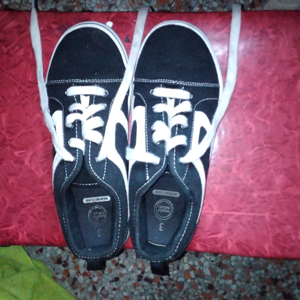 3/$20 girls sneakers